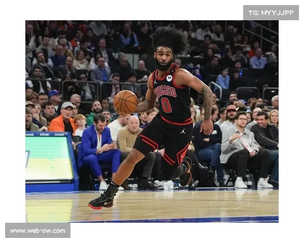 科比怀特脚踝受伤，公牛后场轮换吃紧